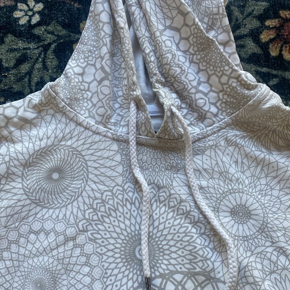 Corey Divine Sutra cropped sacred geometry hoodie GUC - Picture 2 of 8